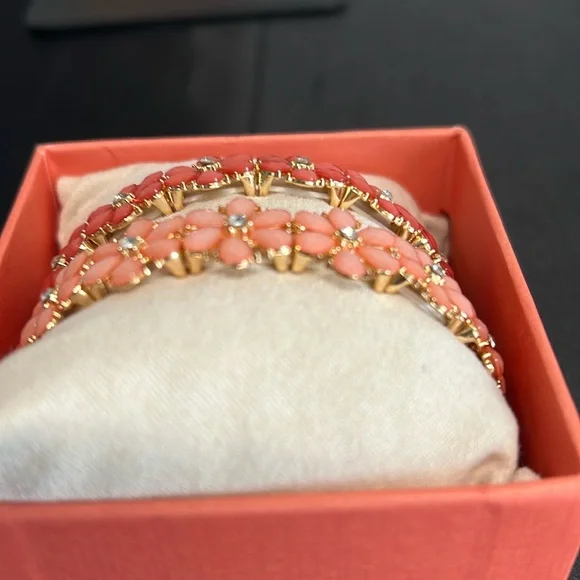 Piper K | Daisy Bracelet Set in Corals ✨ - Picture 6 of 6